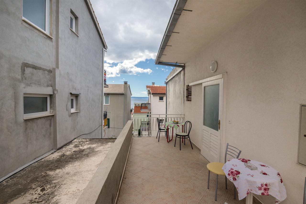 Apartments Zeljko Макарска Экстерьер фото